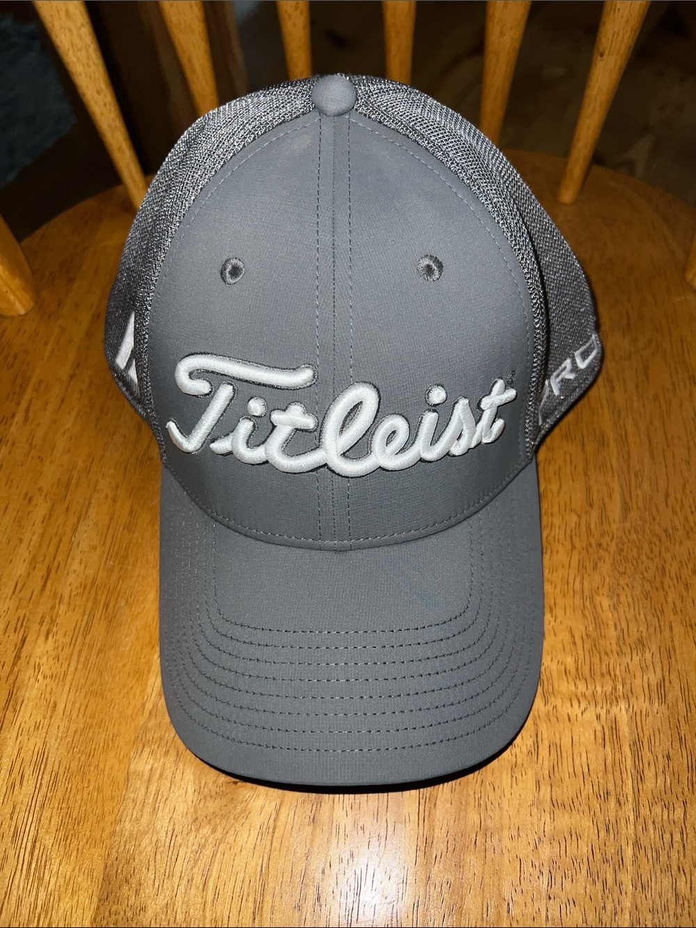 Titleist Gray Mesh Back Golf Cap with White Script Logo Tour Performance L/XL